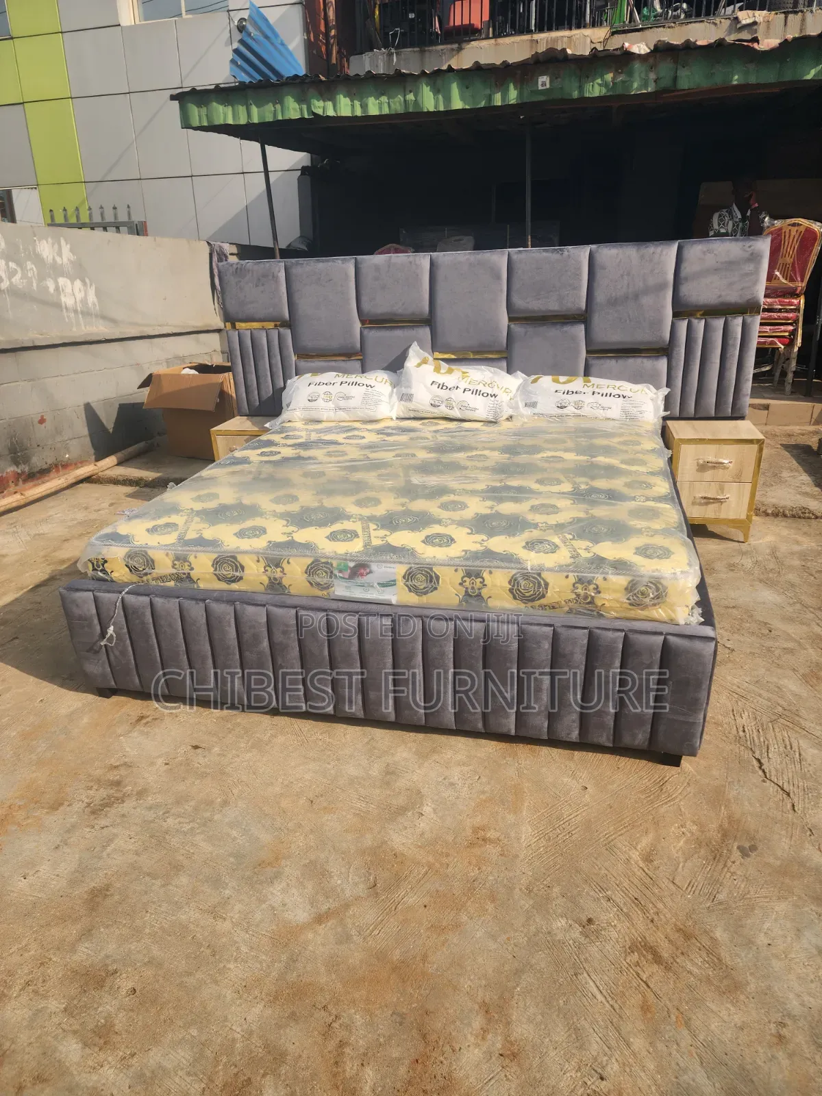 5ft Tall 6by7 Bed Stand With Wooden Drawers