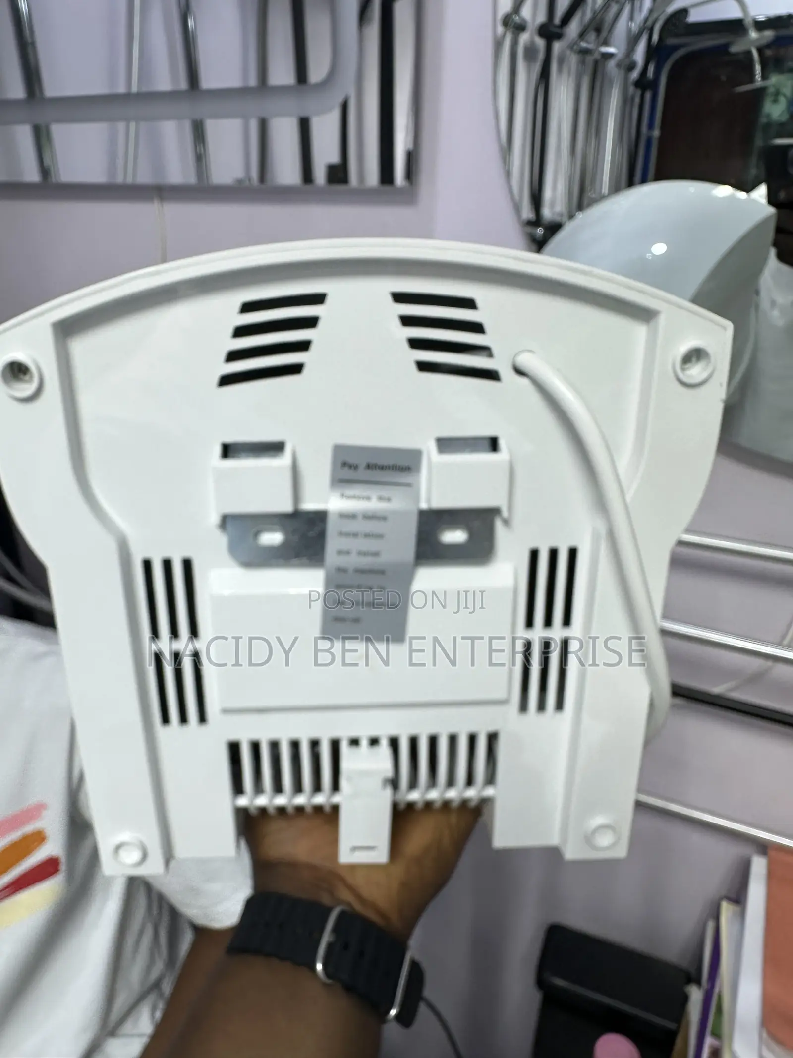 Mmaat Automated Hand Dryer