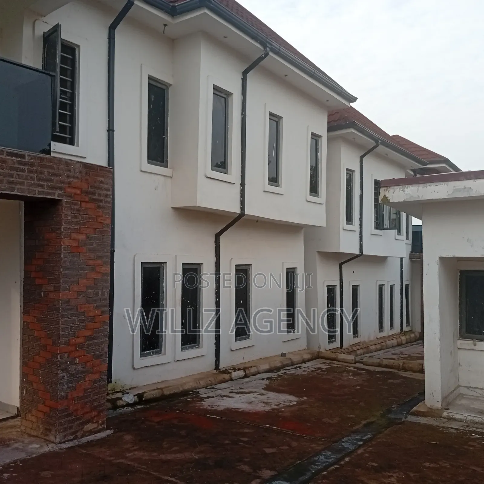 Furnished 4bdrm Duplex in Enugu for sale