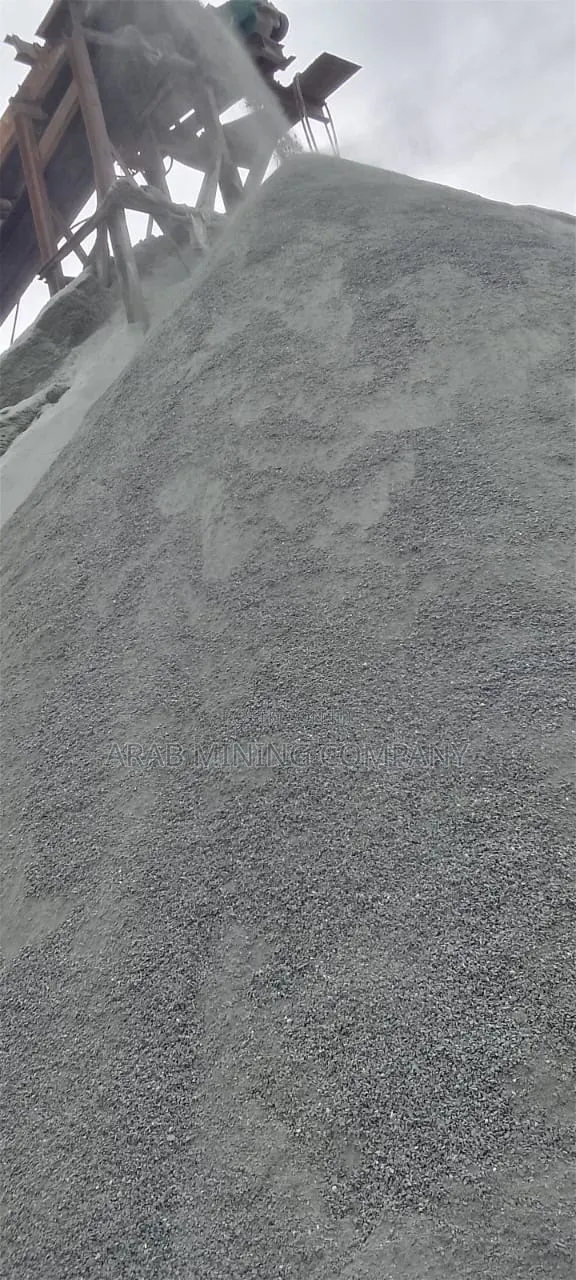 Stone Dust and Chipping