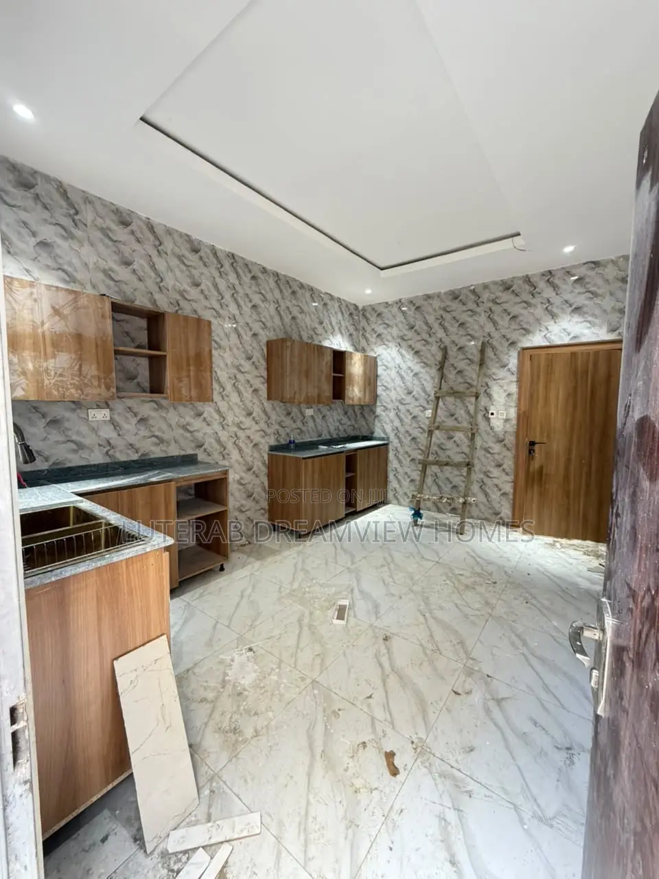 4bdrm Block of Flats in Katampe Main for rent