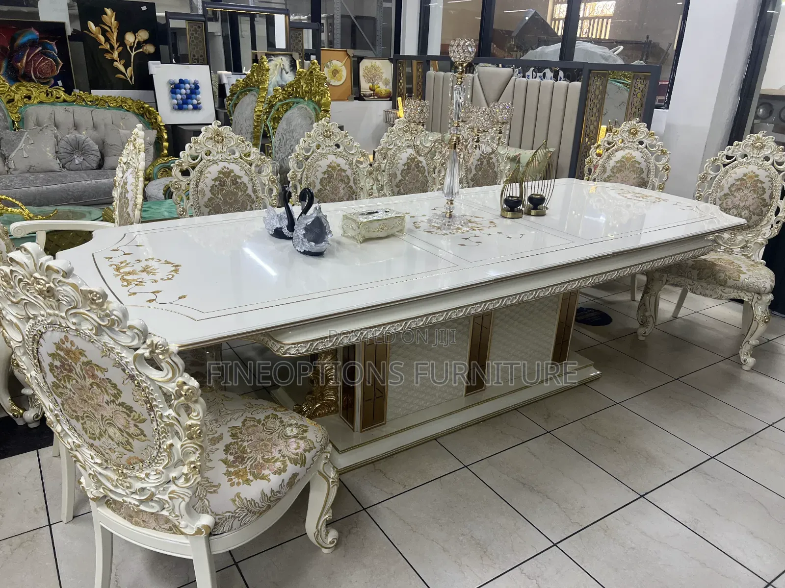 Royal Palace Dining Set