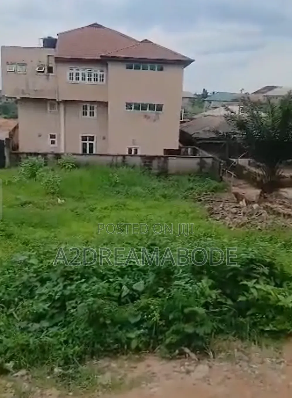 Well Placed Full Plot