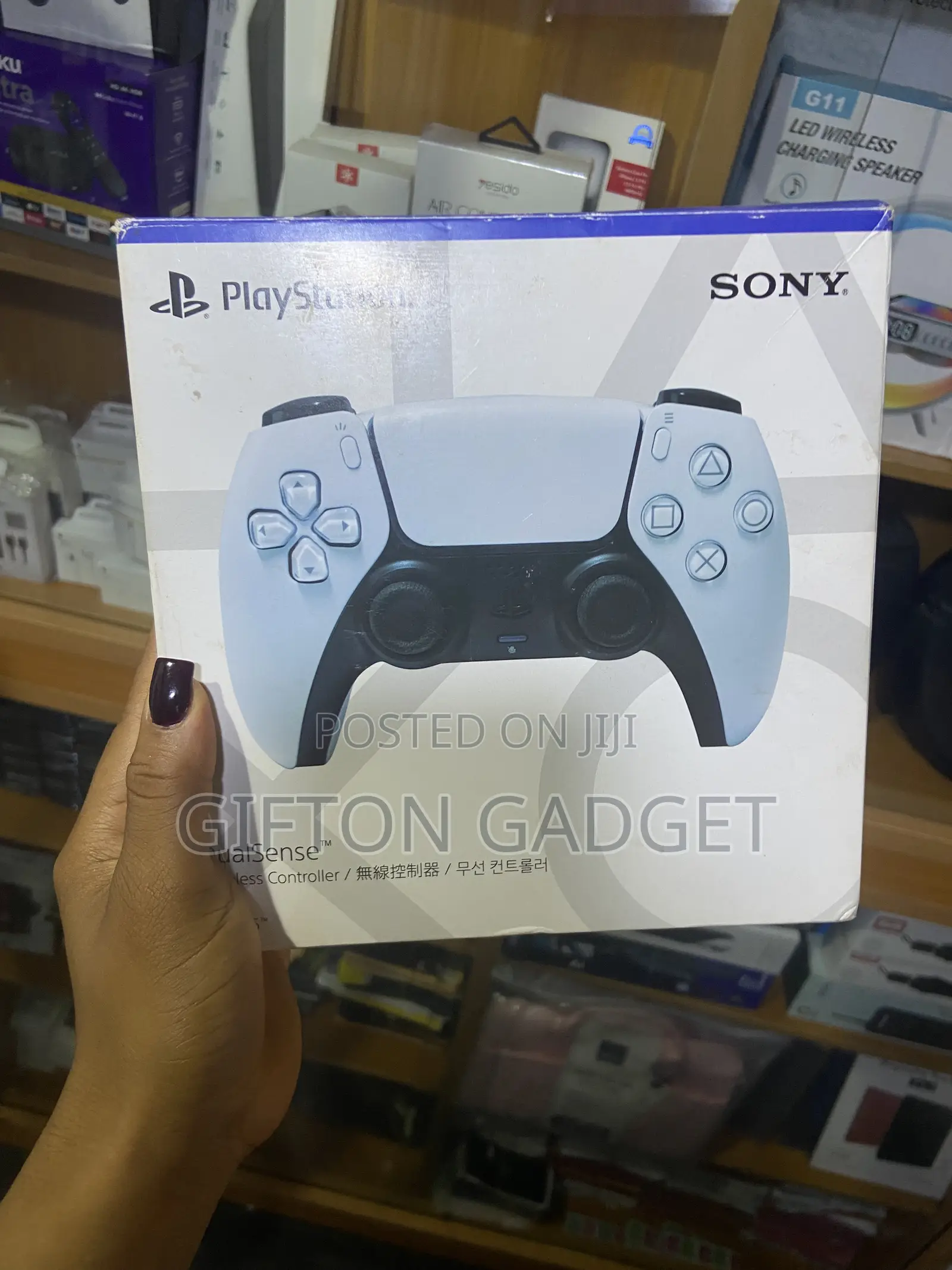 Play Station