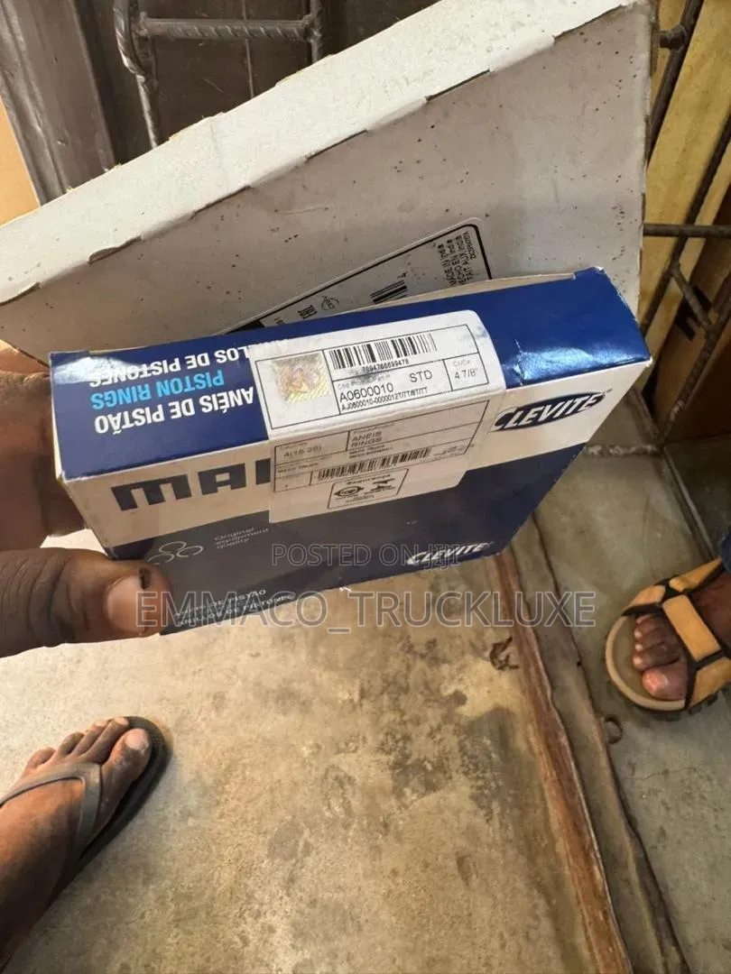 Original Engine Rings for Mack Truck ( Clevite )