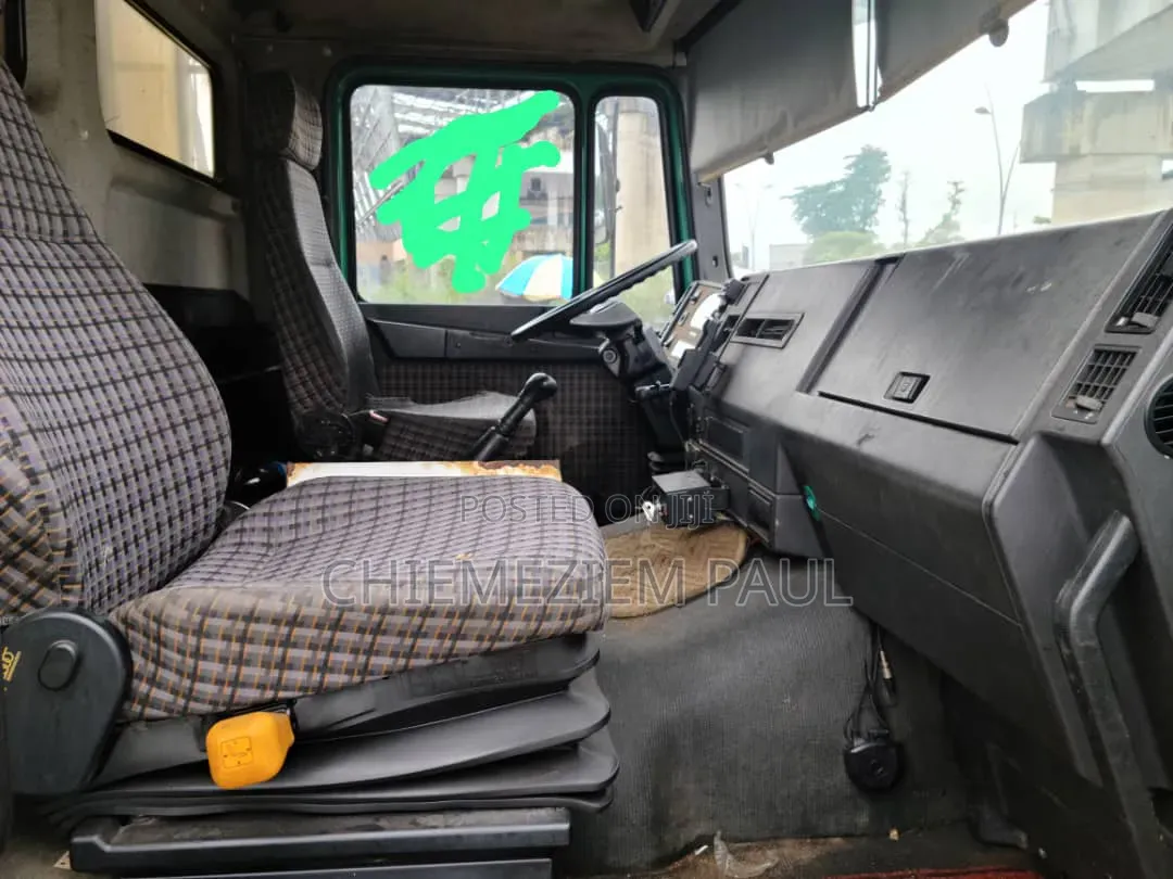 Direct Belgium 10 Tons Man Diesel Cooling Van