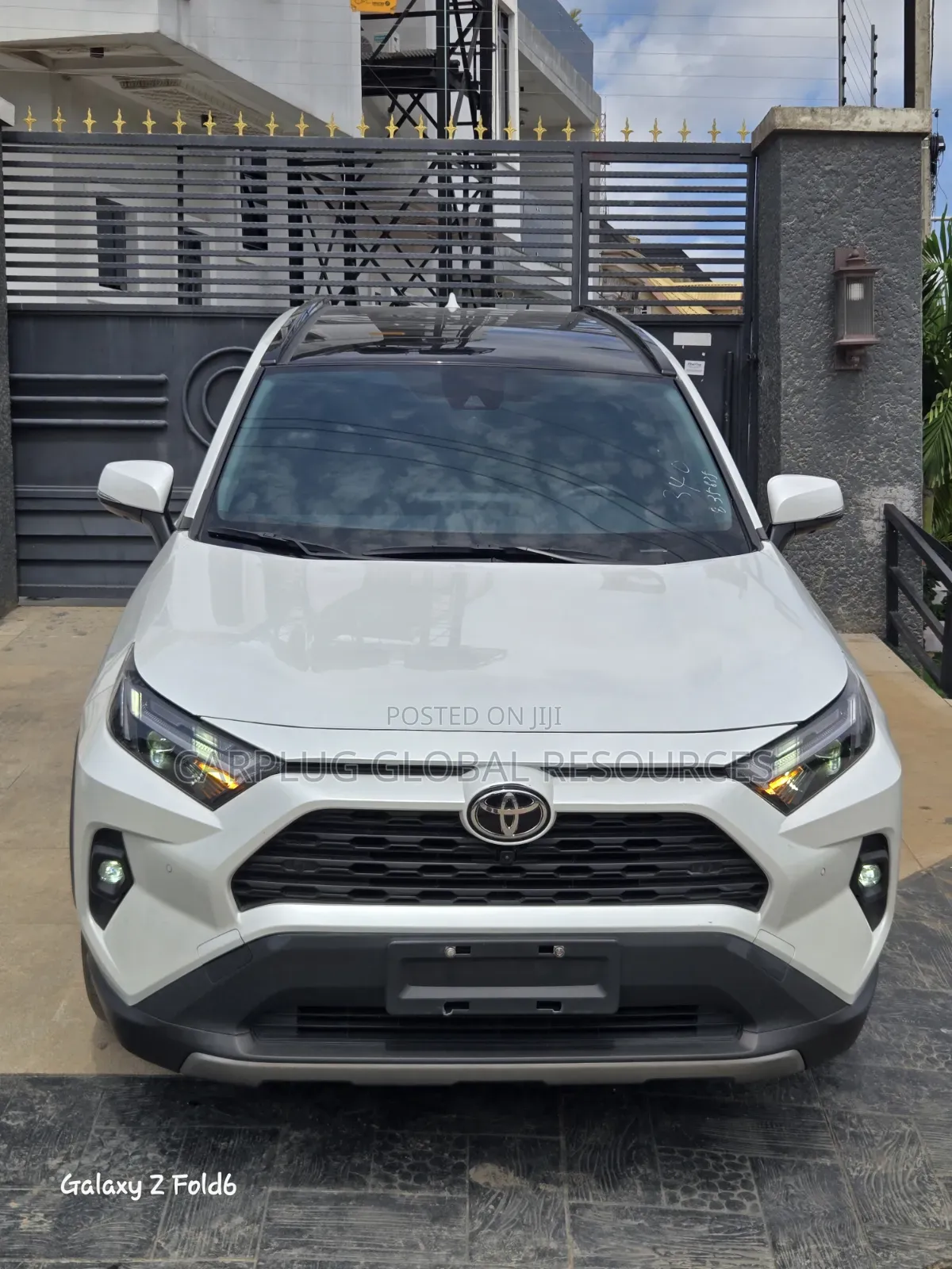 Toyota RAV4 Limited FWD 2023 White