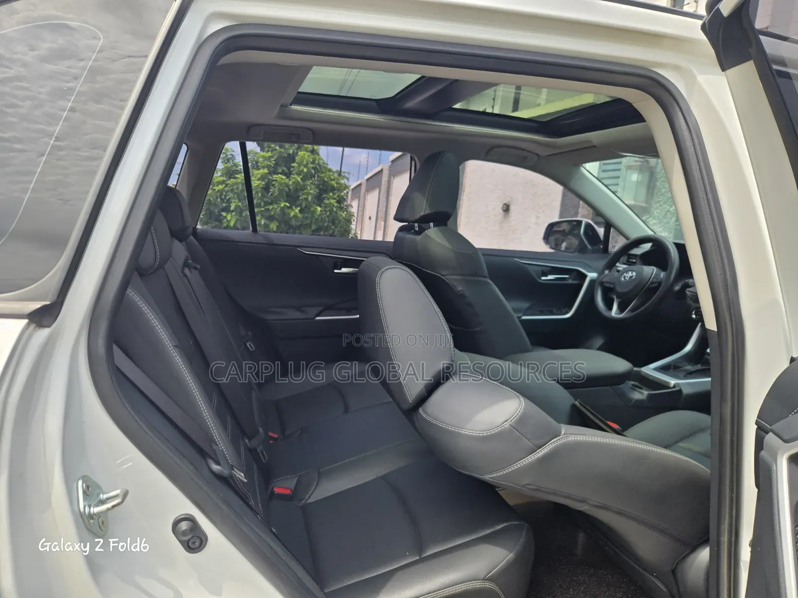 Toyota RAV4 Limited FWD 2023 White