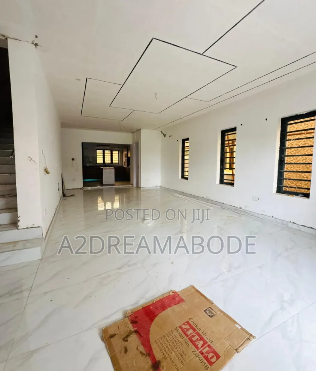4bdrm Duplex in Ogudu Gra for sale