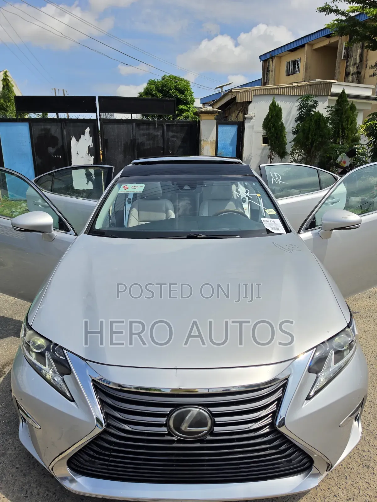 Lexus ES 2016 Silver