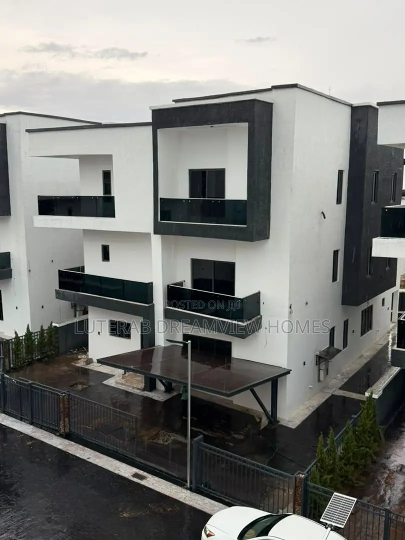 An Exceptional 6bedroom Luxury Residence Crafted for Prestige Living