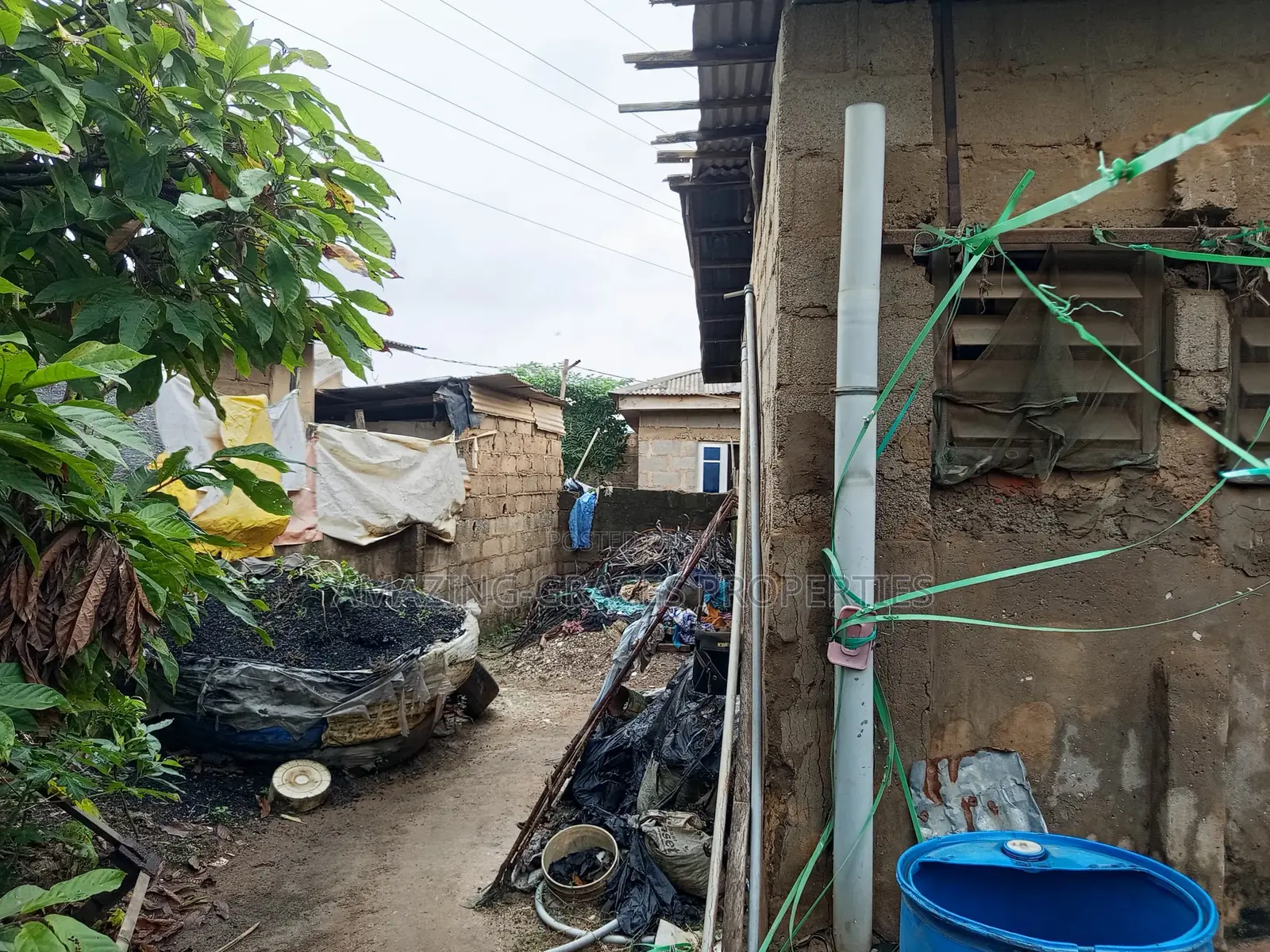 Land for Sale 30ft × 60ft