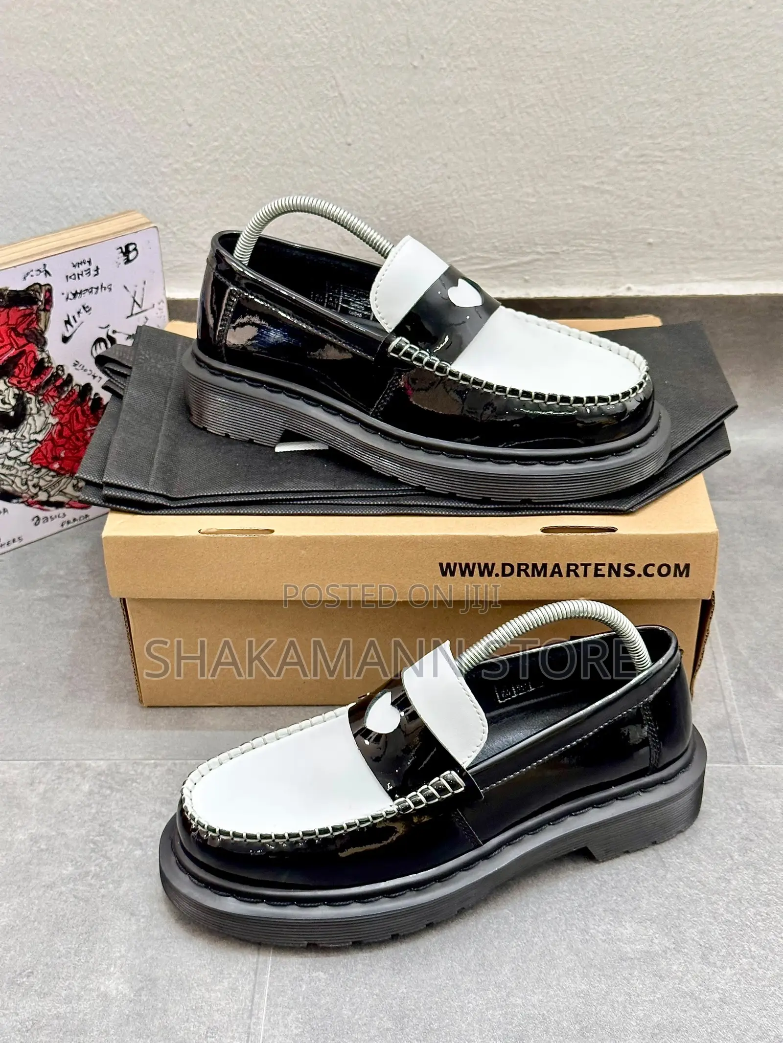 Dr Martens Penton Heart  Loafers Black/White