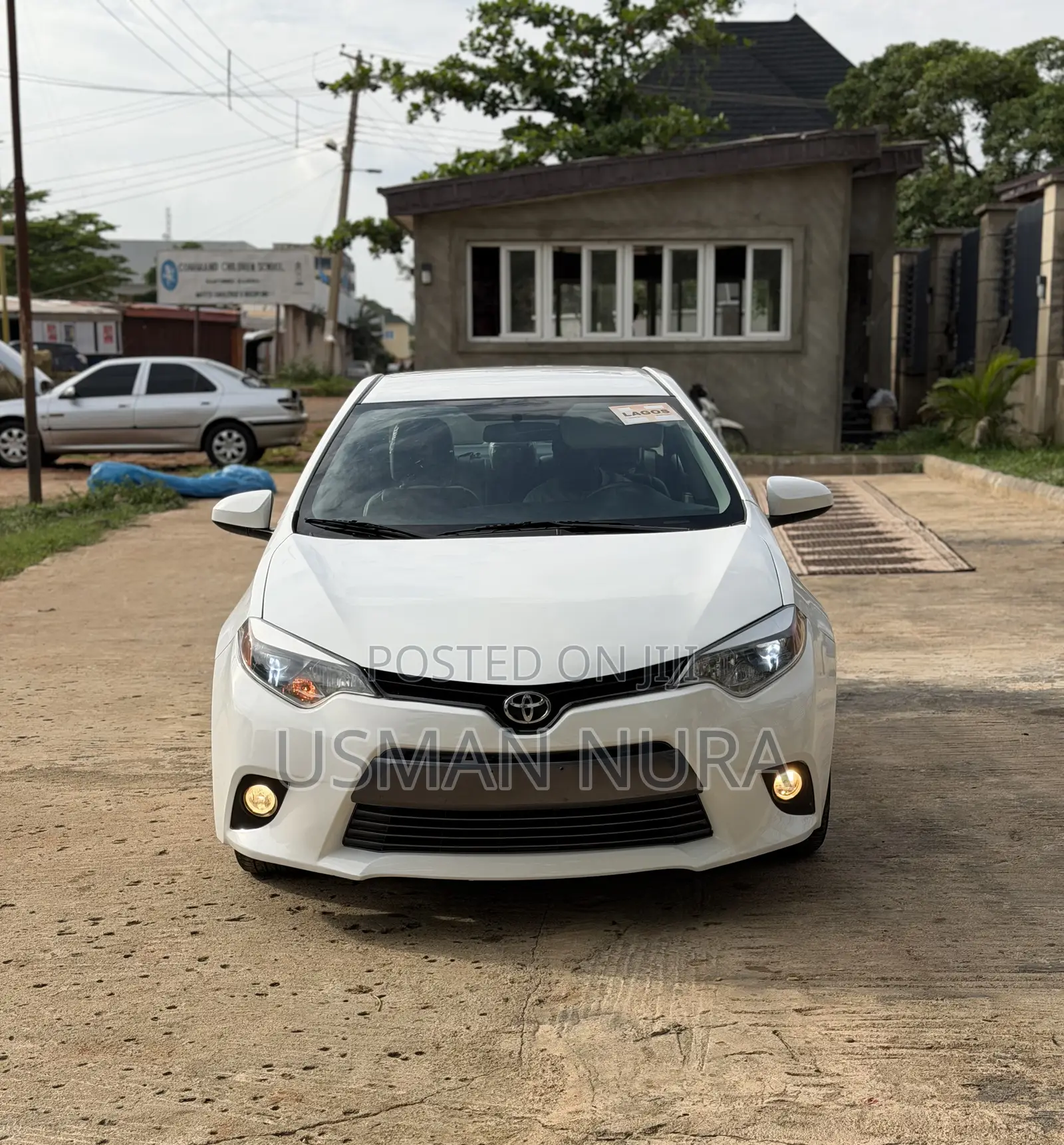 Toyota Corolla 2014 White