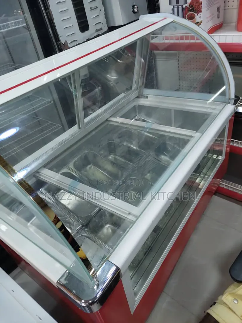 Ice Cream Display Red