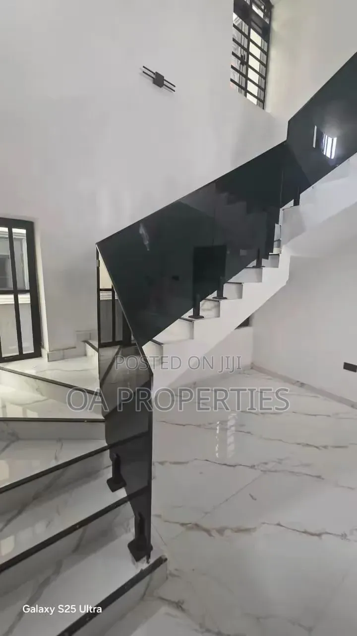 5bdrm Duplex in Ibadan for sale