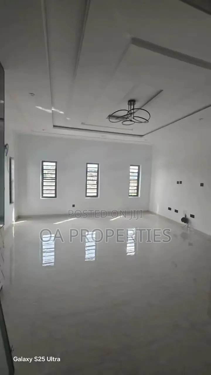 5bdrm Duplex in Ibadan for sale