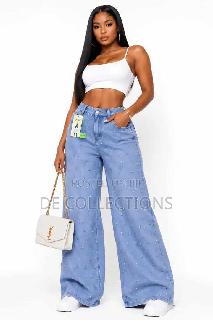Baggy Jeans in Different Sizes