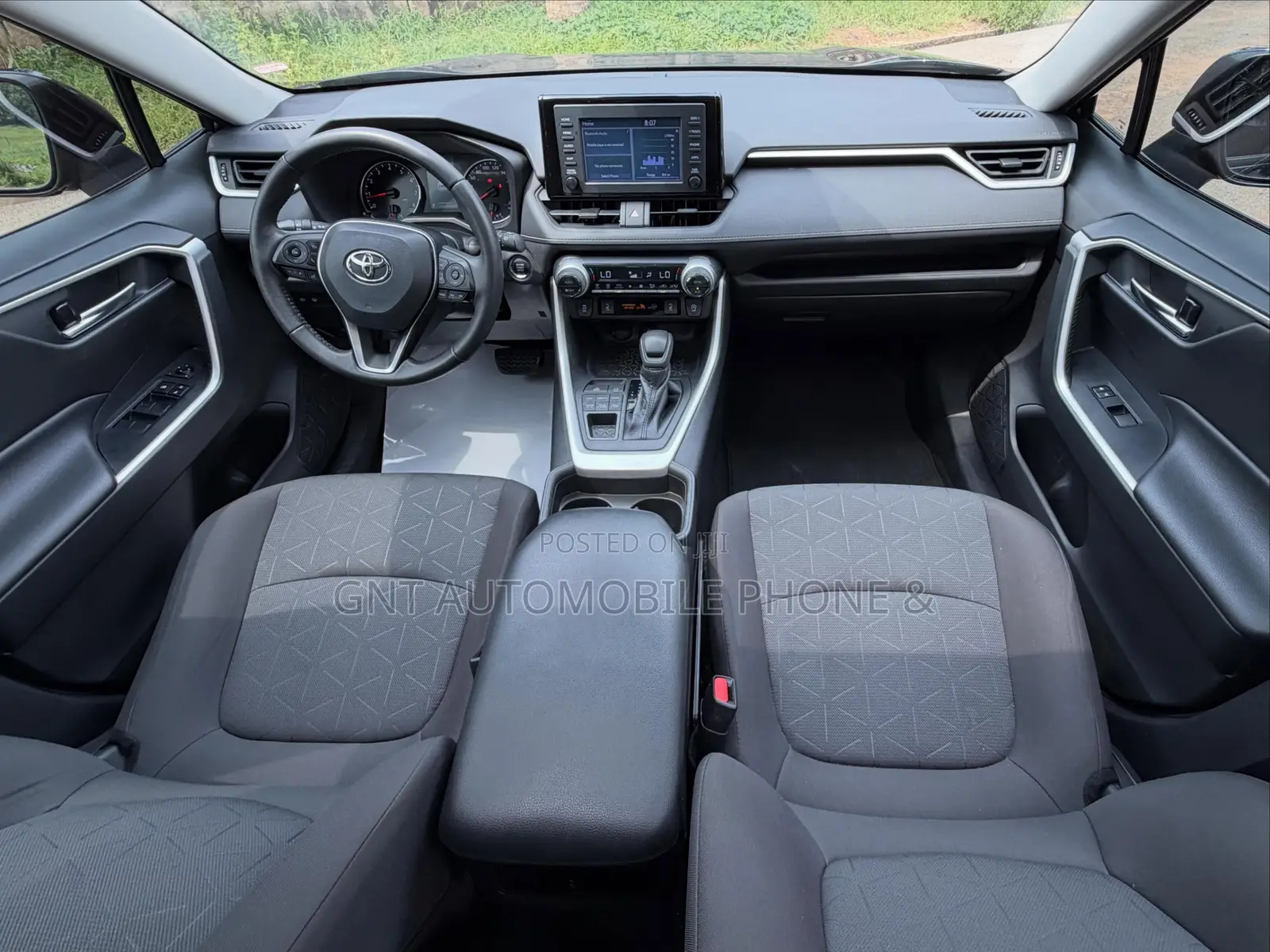 Toyota RAV4 2021 Blue