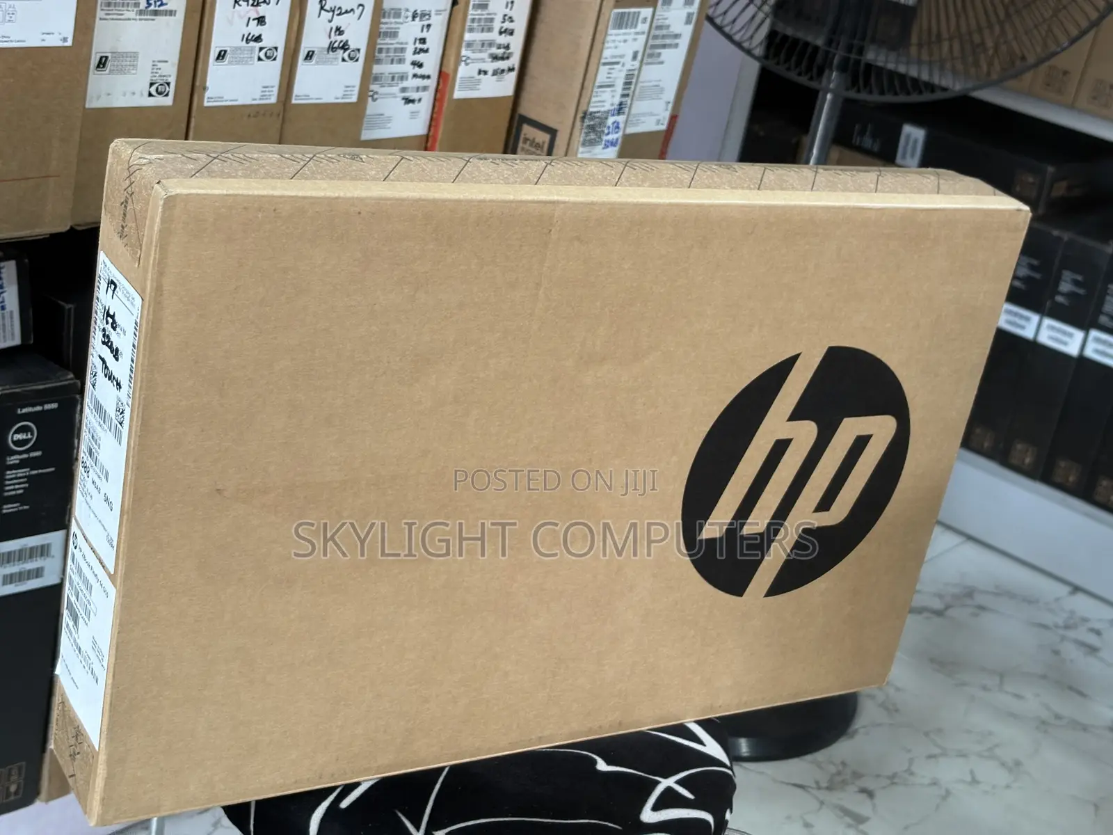 New Laptop HP ZBook Firefly 14 G10 32GB Intel Core i7 SSD 1T
