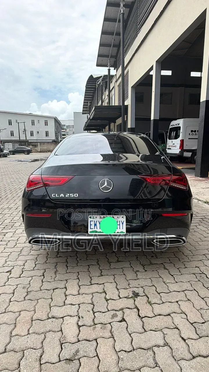 Mercedes-Benz CLA-Class CLA 250 4MATIC Sedan 2021 Black