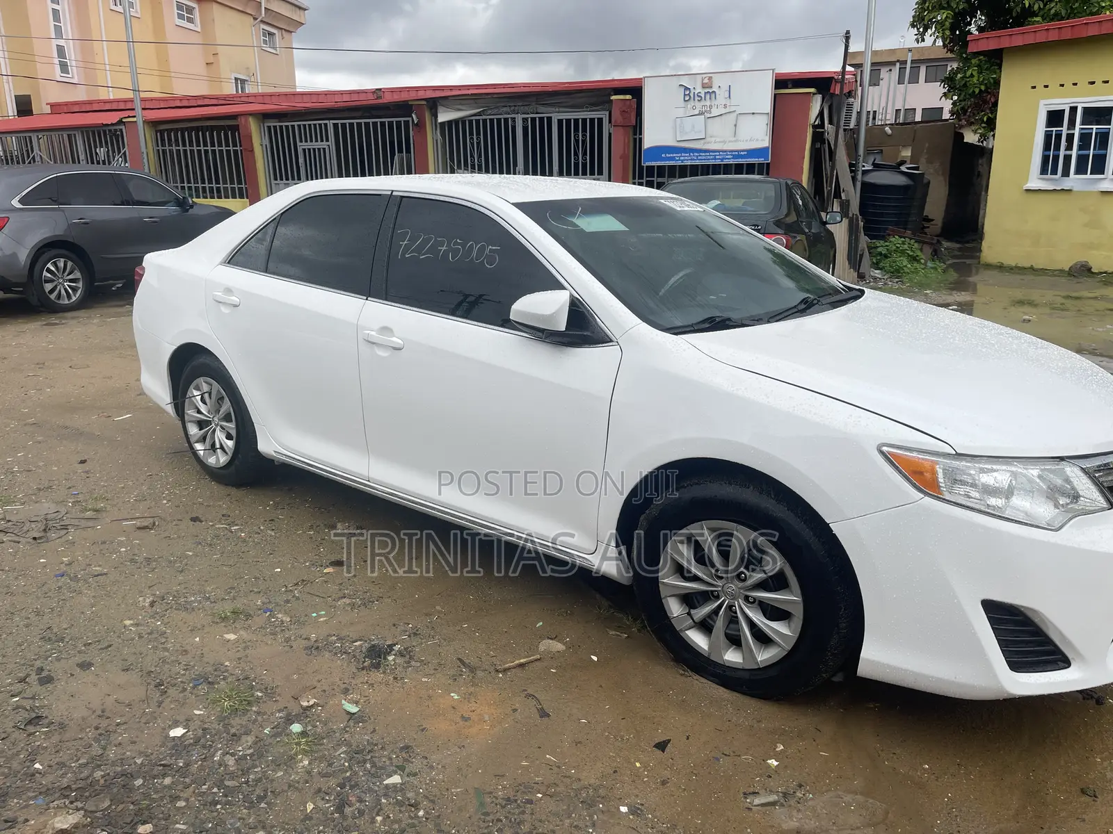Toyota Camry LE 4dr Sedan (2.5L 4cyl 6A) 2013 White