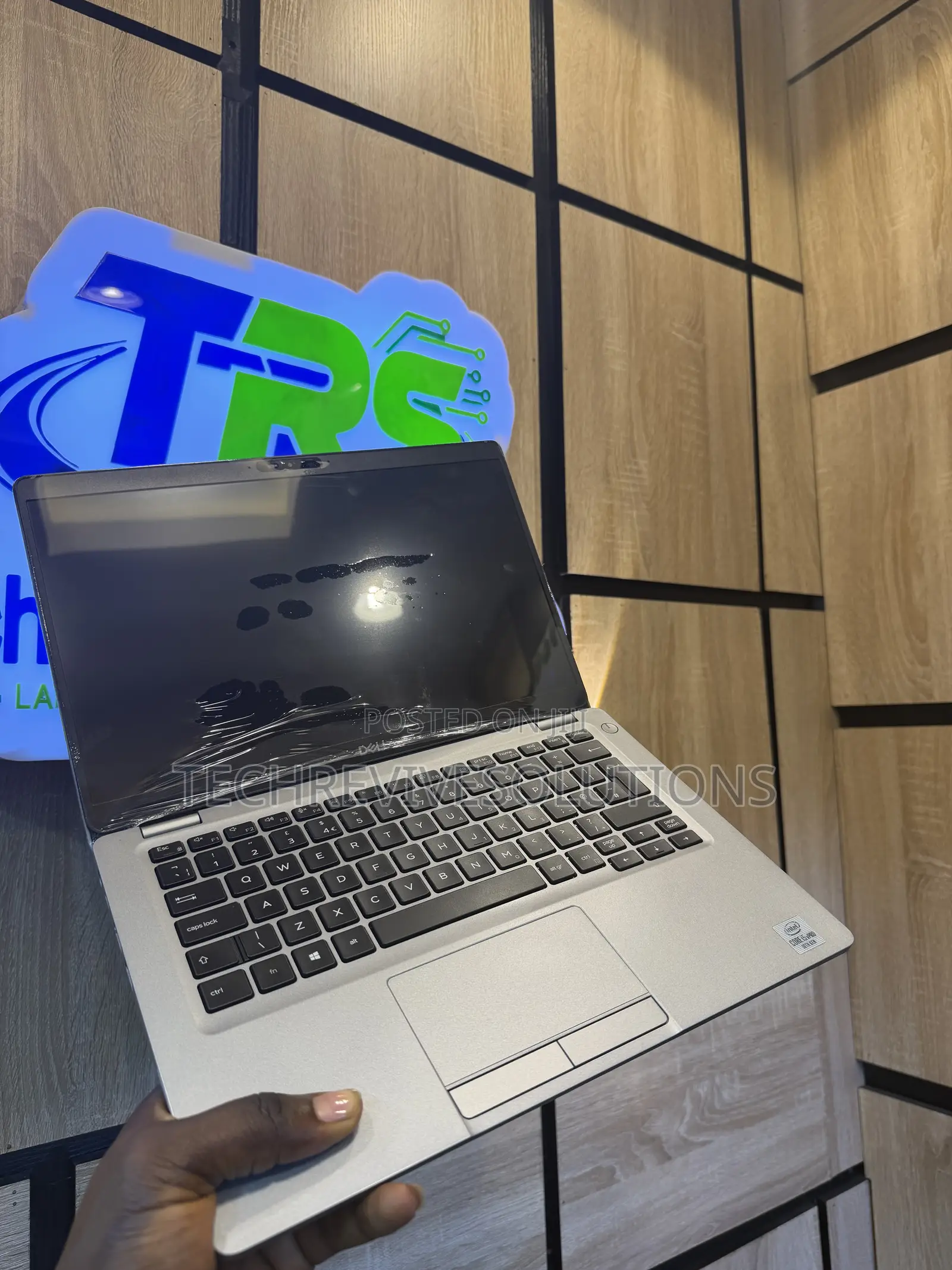 Laptop Dell Latitude 5310 8GB Intel Core i5 SSD 256GB