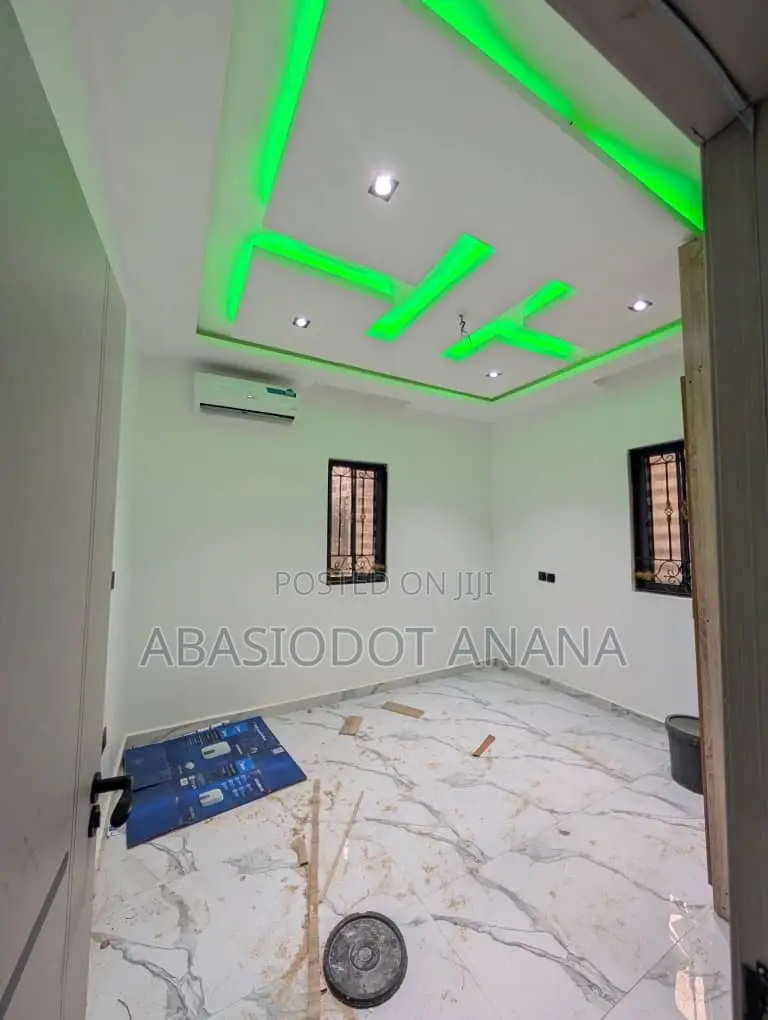 3bdrm Bungalow in Idoro Road Opposite, Uyo for sale