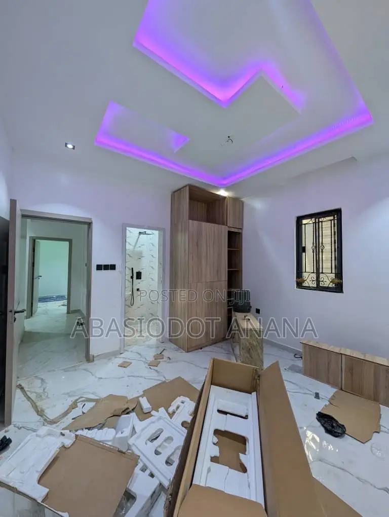 3bdrm Bungalow in Idoro Road Opposite, Uyo for sale