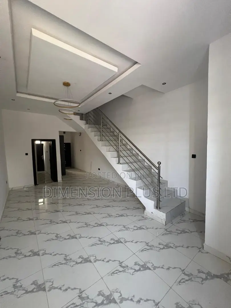 3bdrm Duplex in Sangotedo for sale