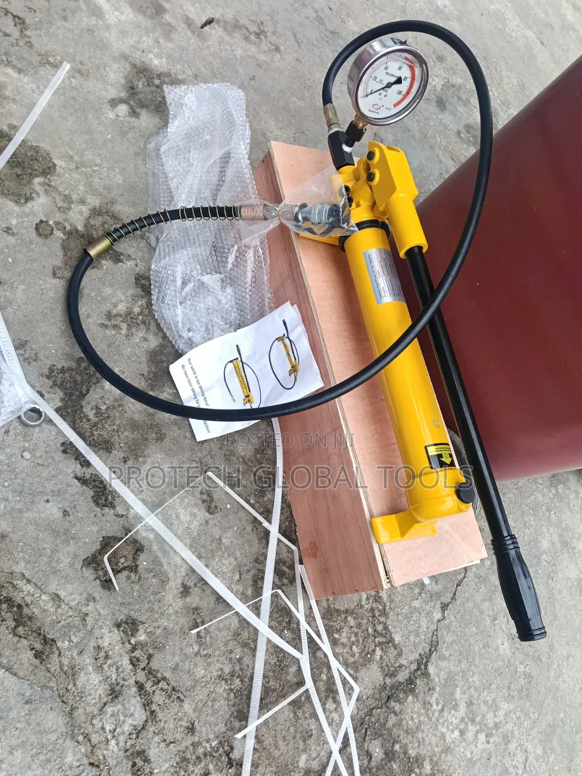 Hydraulic Pump With Guage