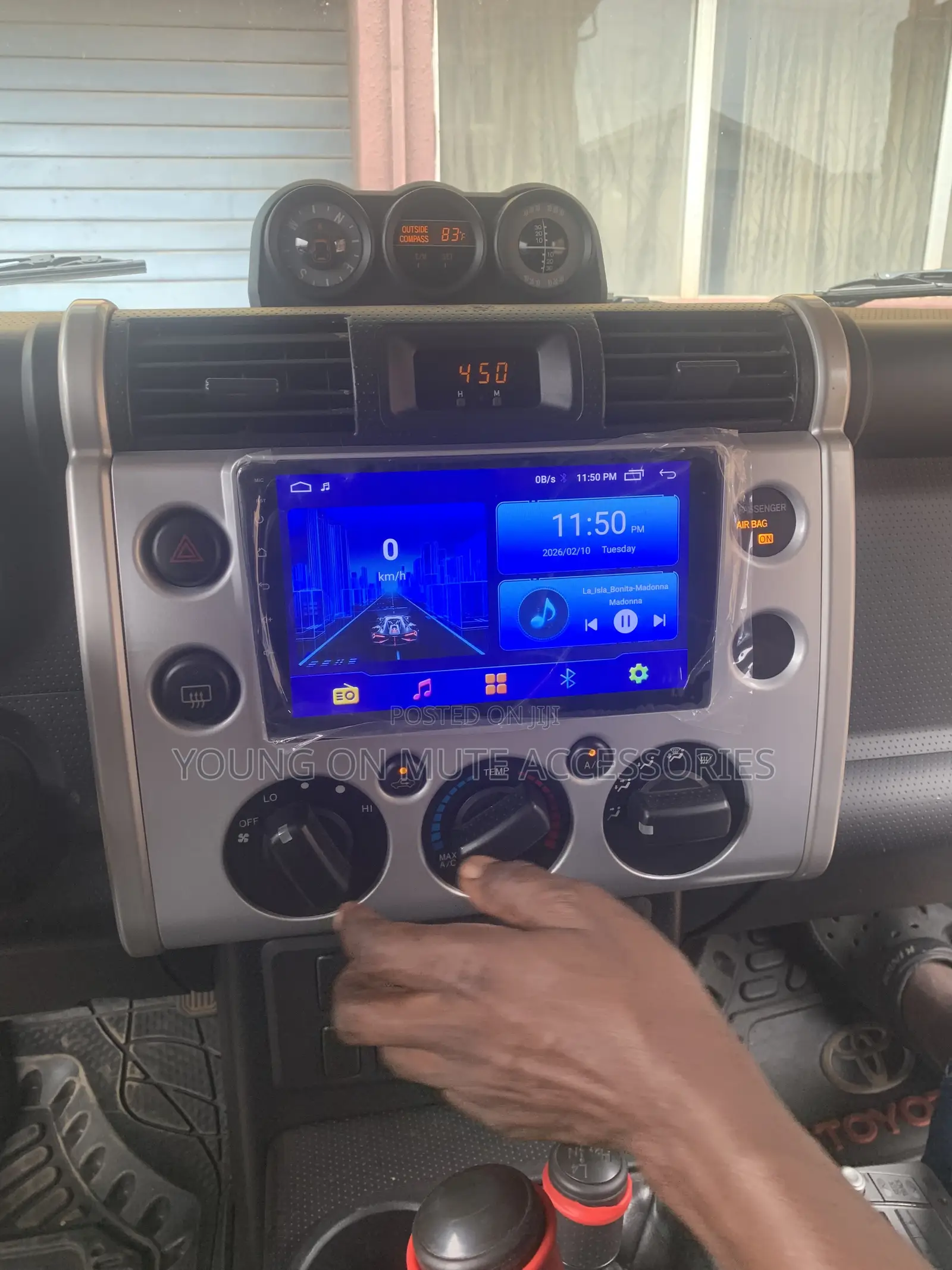 2008-2015 Toyota Fj Cruiser Android Navigation + Reverse Camera