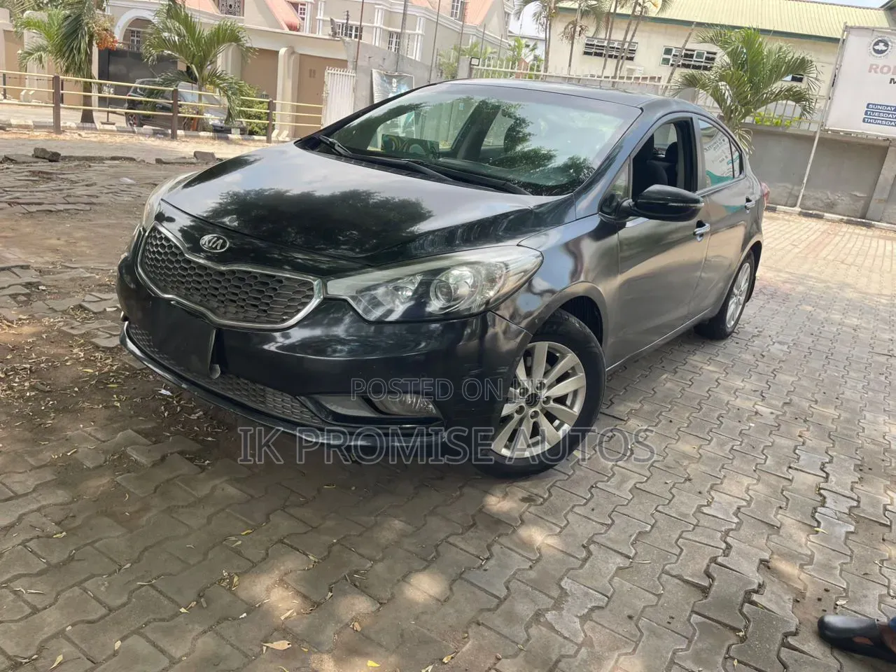 Kia Cerato 2015 Black