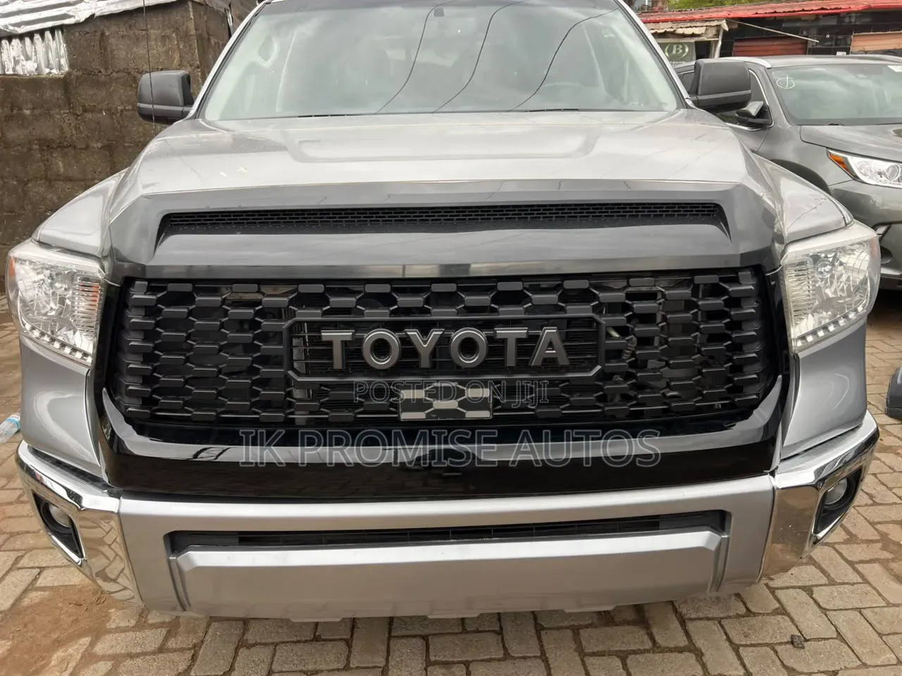 Toyota Tundra 2015 Silver