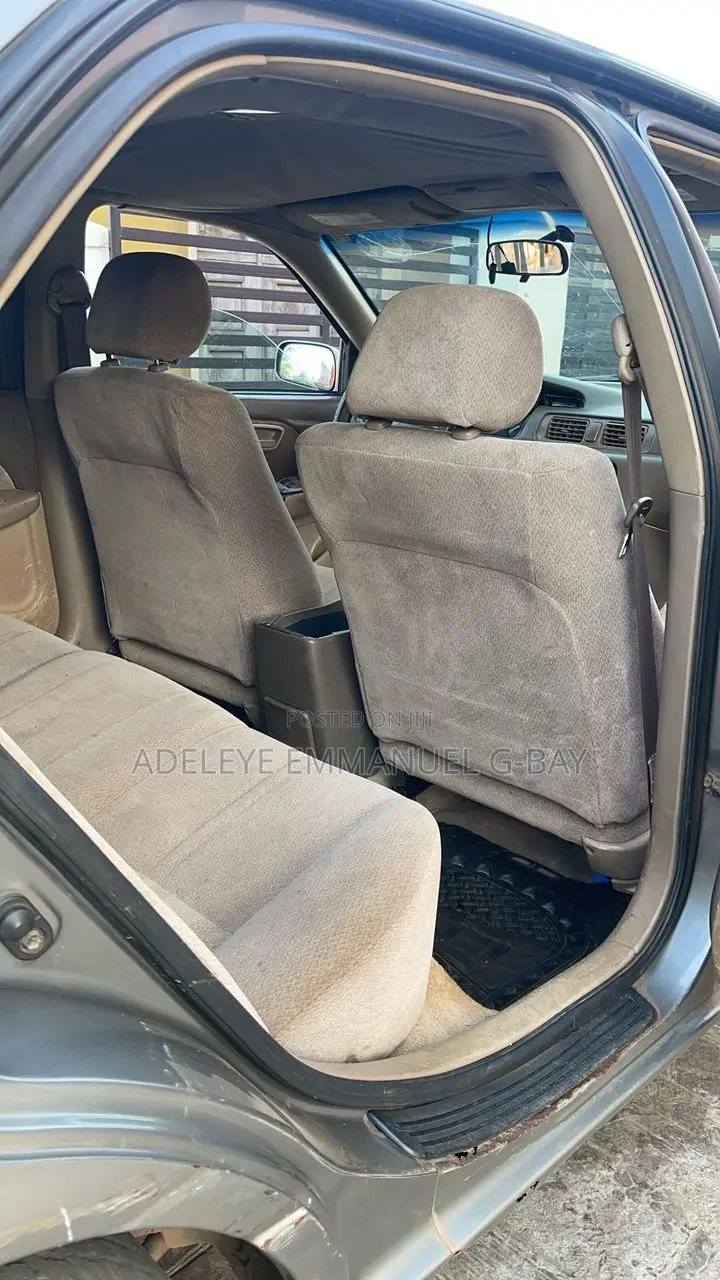 Toyota Camry 2001 Gray