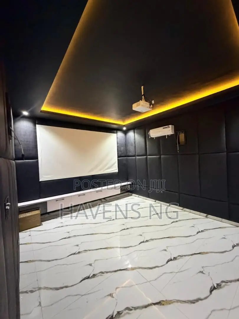 5bdrm Duplex in Basorun for sale