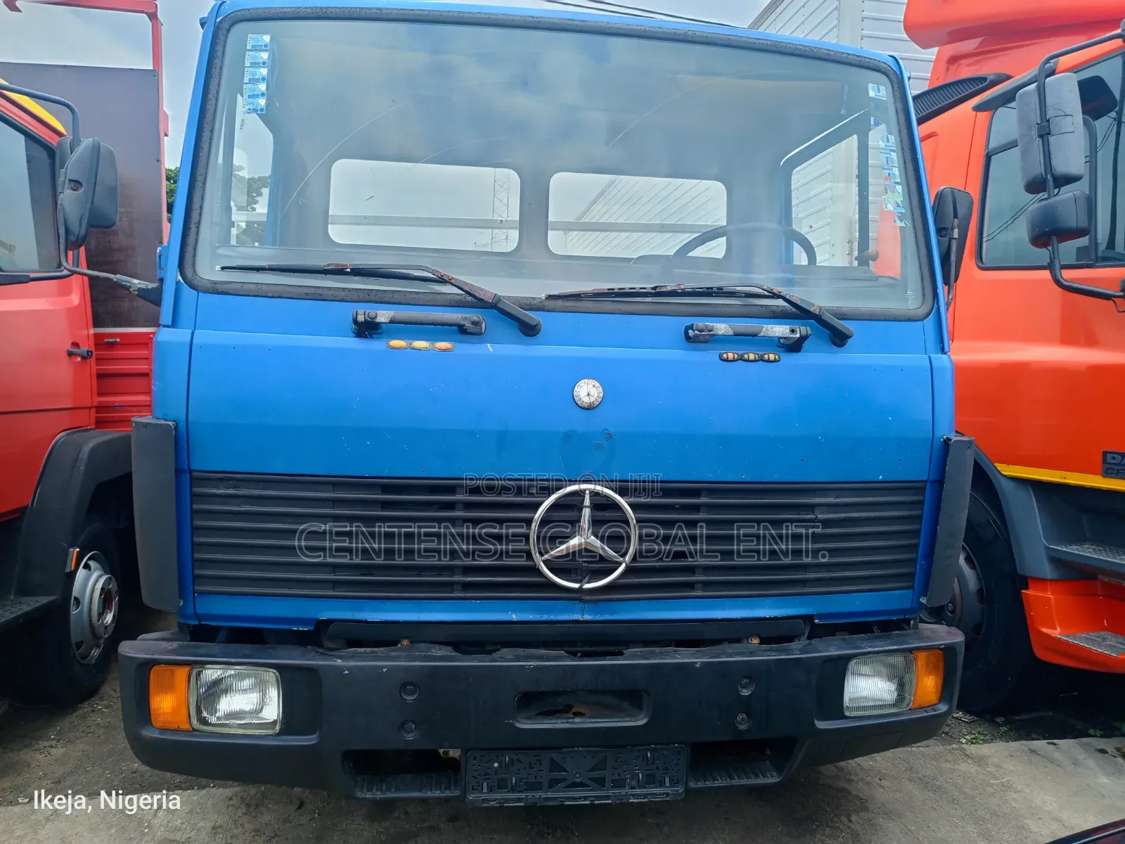 Mercedes-Benz 814D 1994 Blue