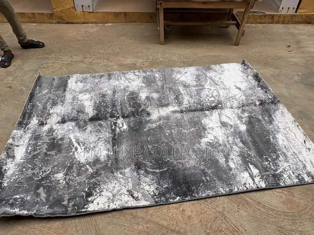5by7 Turkish Vip Center Rug