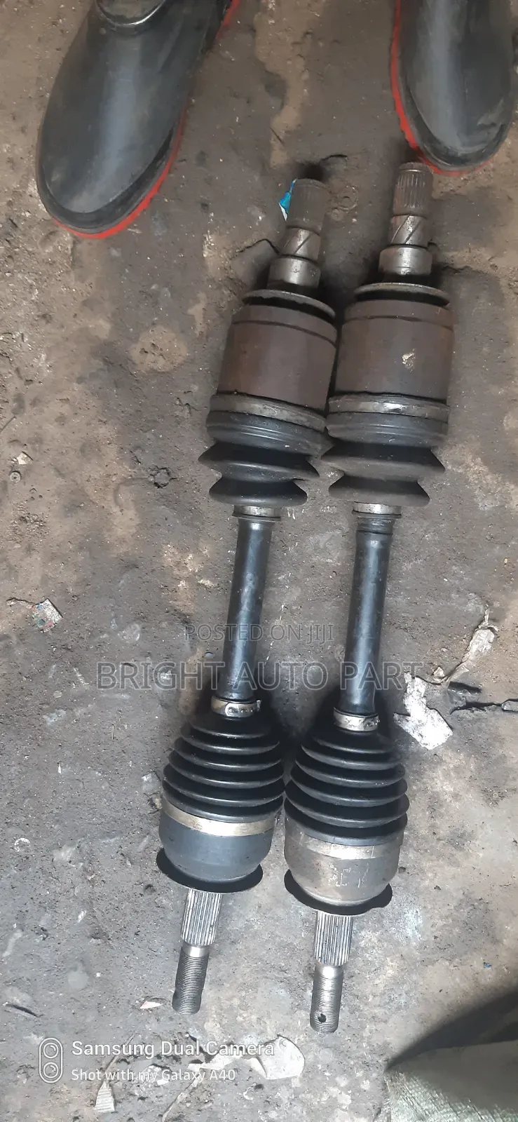 Front Shaft Nissan Pathfinder 2005 Model