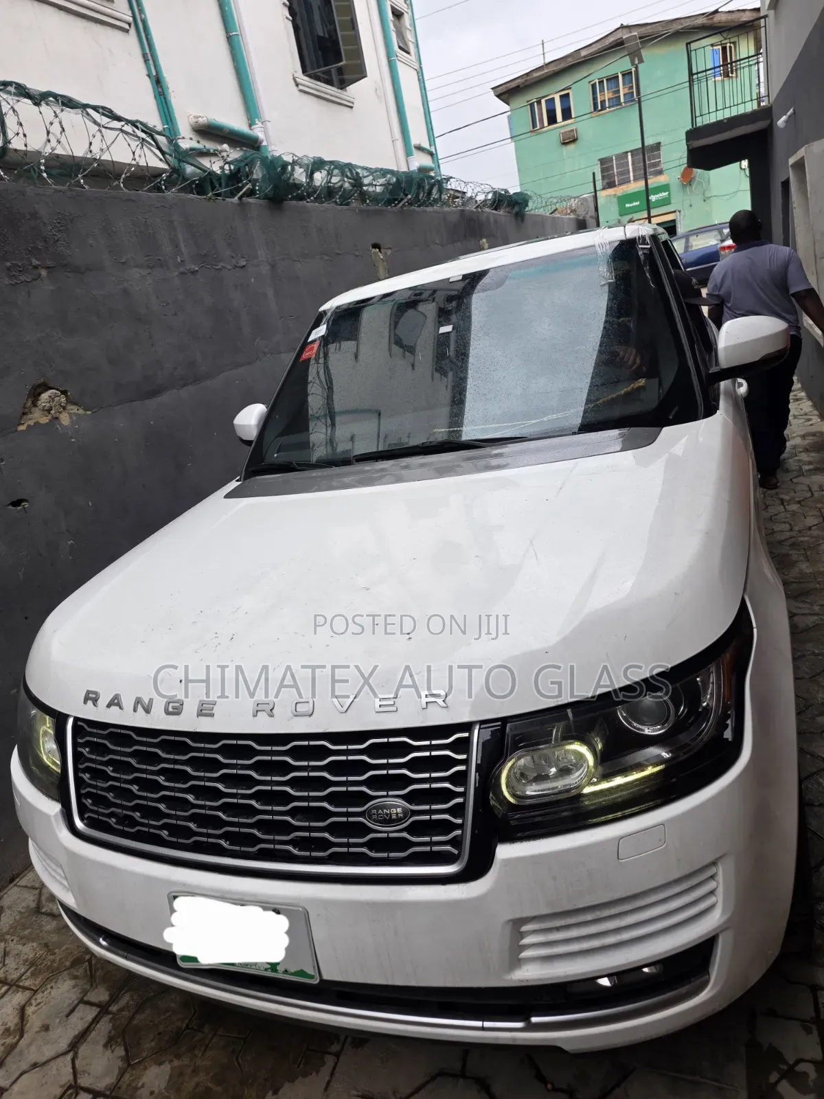 Range Rover Vogue 2018 Windscreen Glass Available Installed