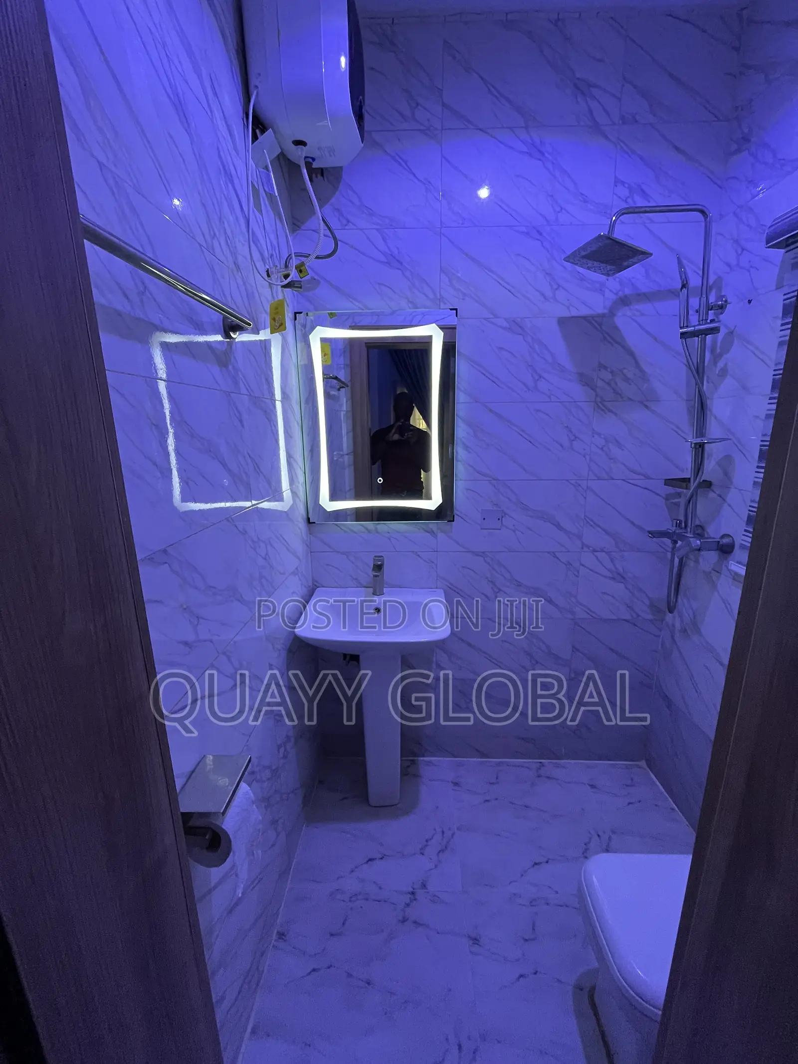 Classy 1 Bedroom Apartment With 24/7 Light and Wifi in Efab Verizon