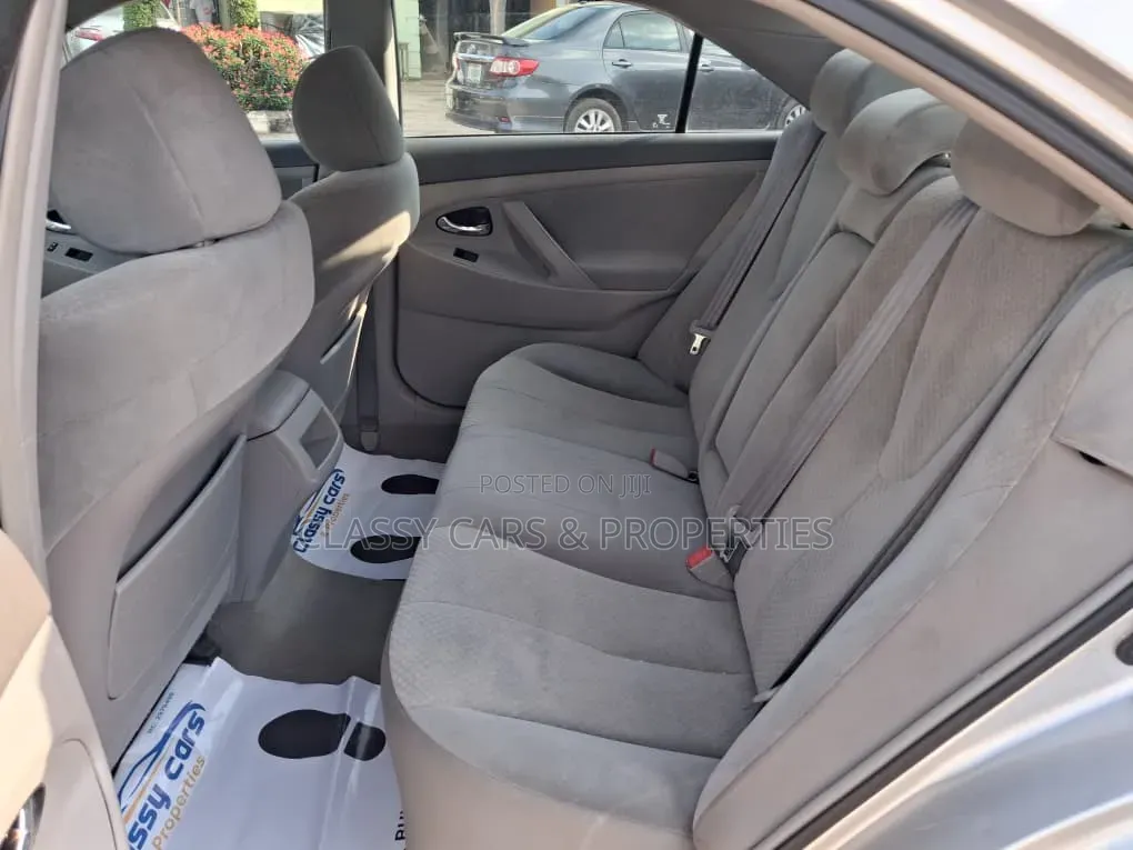 Toyota Camry LE 4dr Sedan (2.4L 4cyl 5A) 2007 Silver