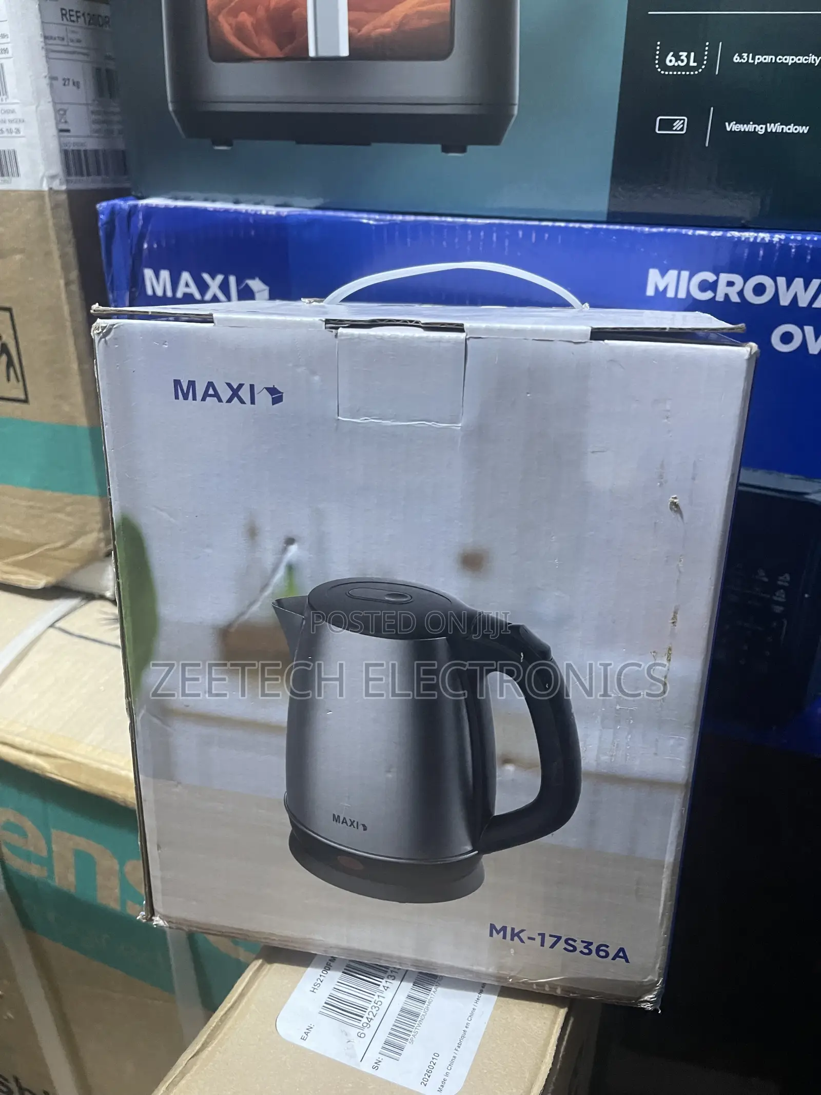 Maxi Branded 1.7l Stainless Steel Electric Kettle.