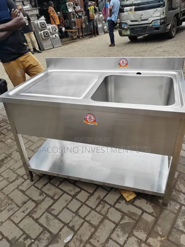 Commercial Stainless Steel Sink With Basin and Integrated Drainboard