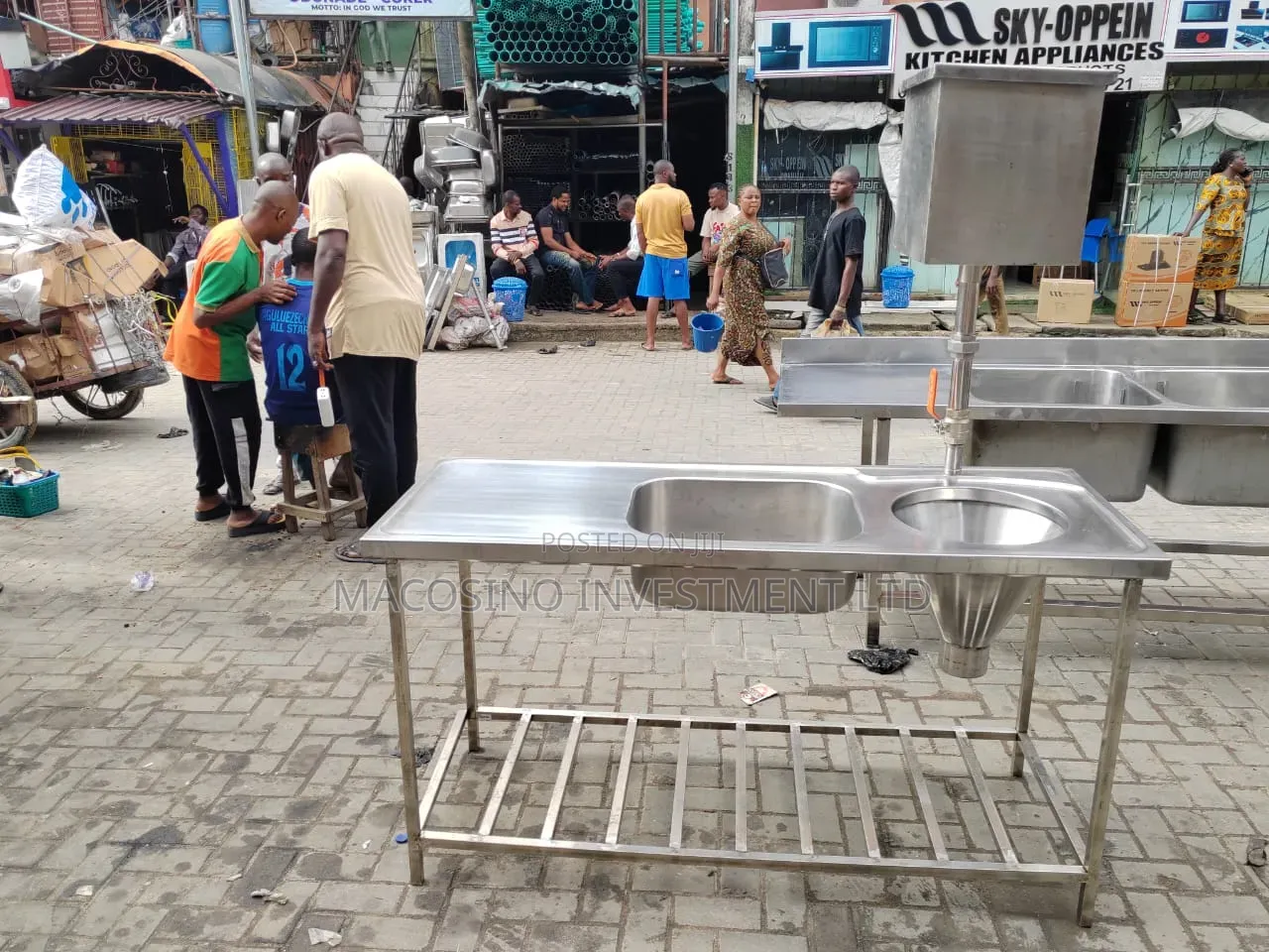 Stainless Industrial Kitchen Sink Table With Basin and Washing Station