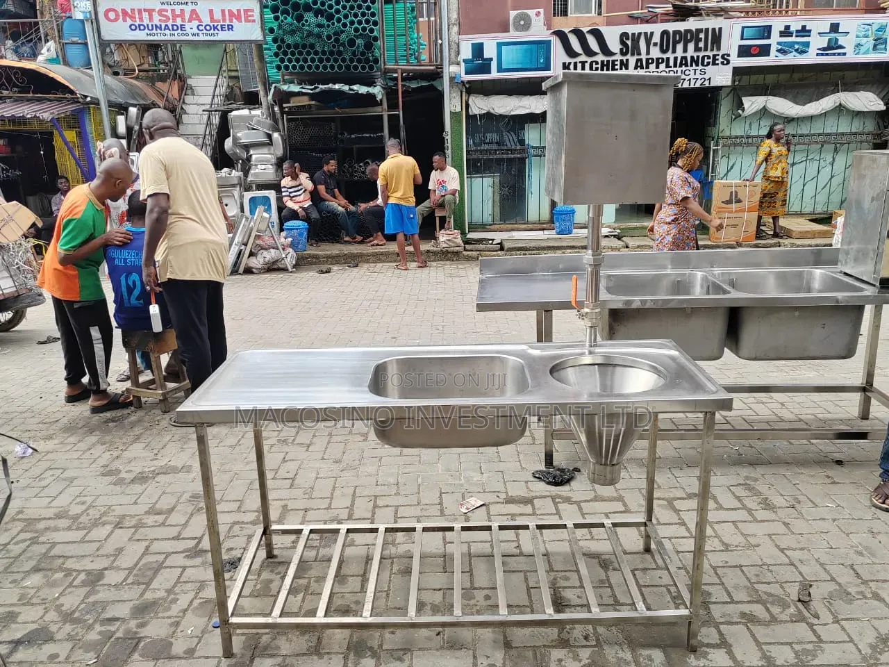 Stainless Industrial Kitchen Sink Table With Basin and Washing Station
