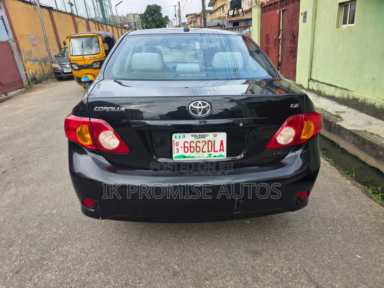 Toyota Corolla 2010 Black