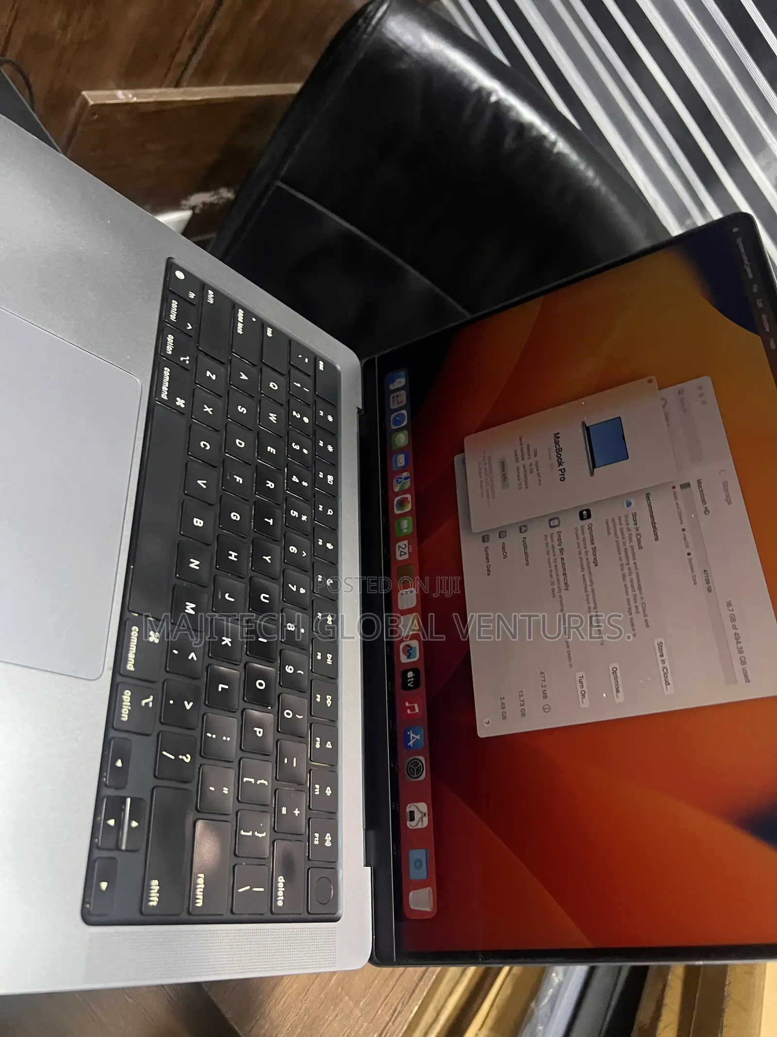 Laptop Apple MacBook Pro 2021 M1 16GB Apple M1 Pro SSD 512GB