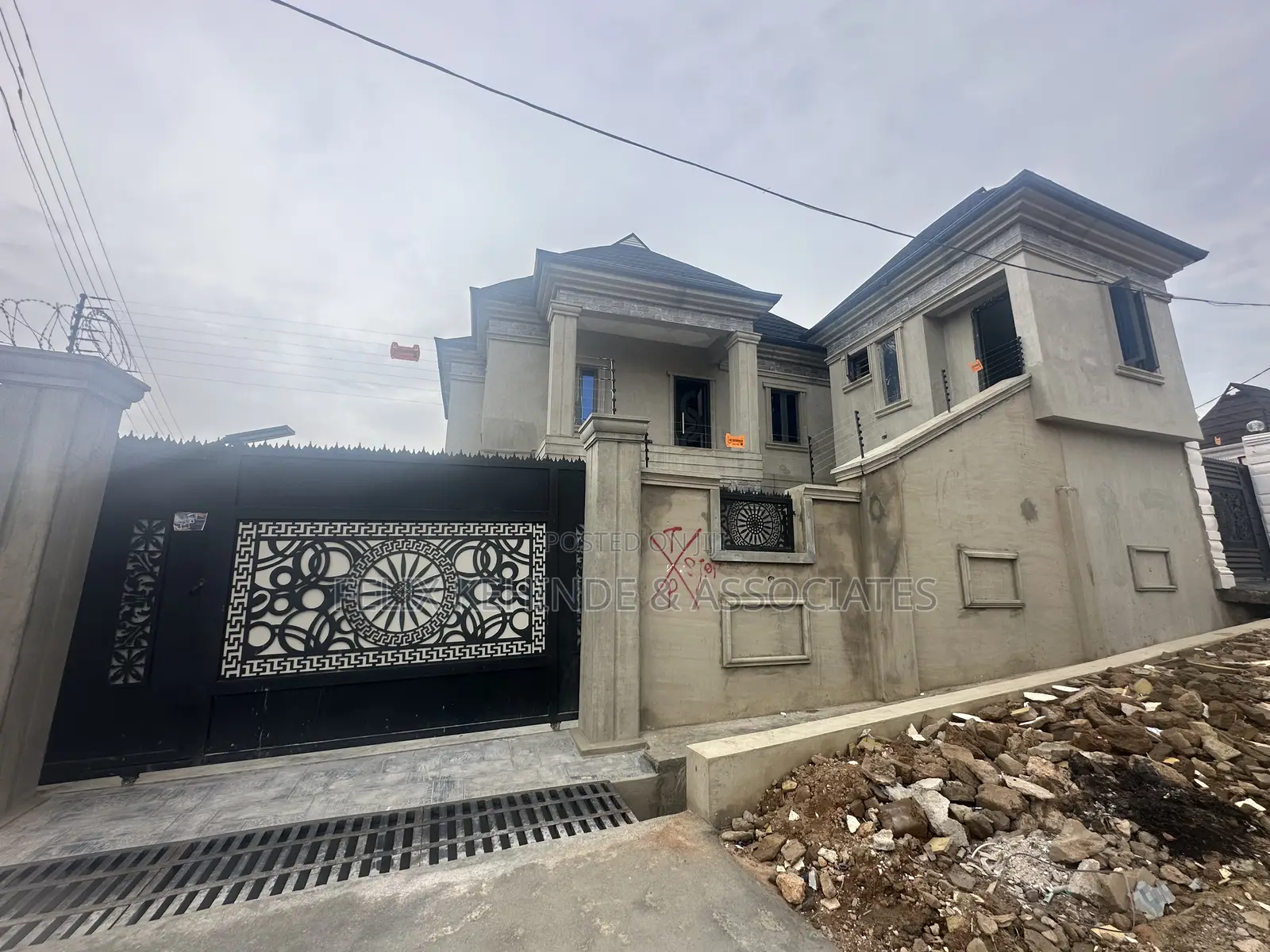 5bdrm Duplex in Bashorun, Basorun for rent