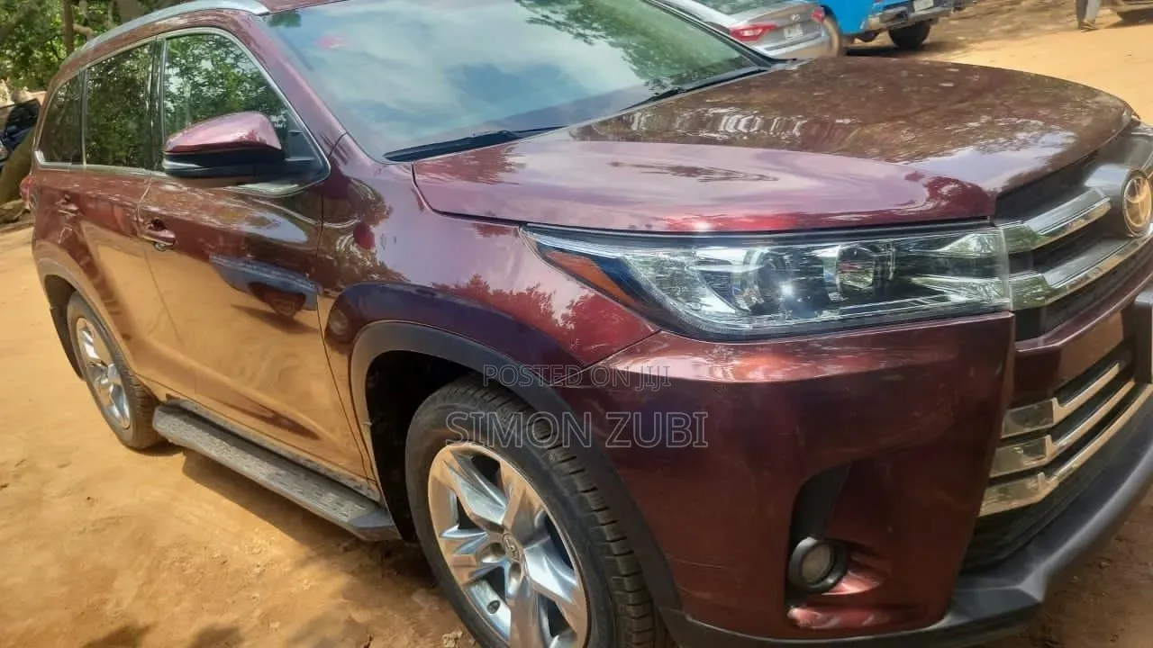 Toyota Highlander 2017 Red